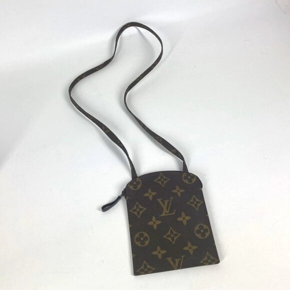 LOUIS VUITTON M45484 Monogram Pochette Secret Crossbody Pochette Shoulder Bag - Picture 9 of 14
